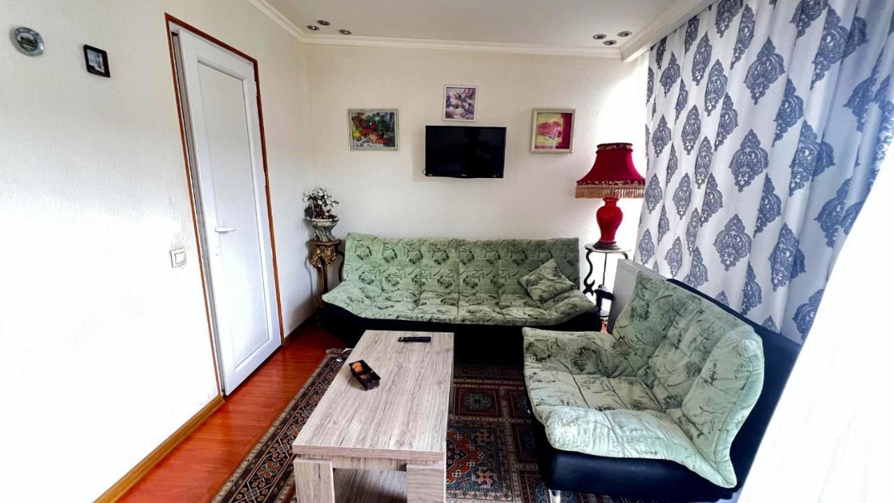 טביליסי Hotel Lika מראה חיצוני תמונה