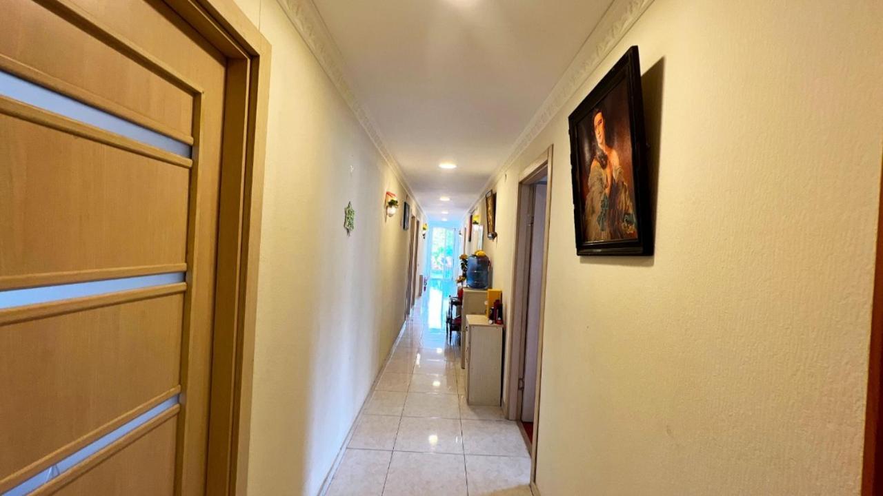טביליסי Hotel Lika מראה חיצוני תמונה