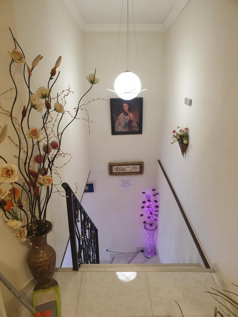 טביליסי Hotel Lika מראה חיצוני תמונה