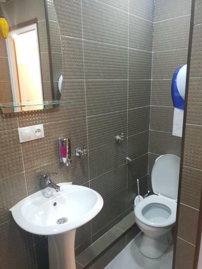 טביליסי Hotel Lika מראה חיצוני תמונה